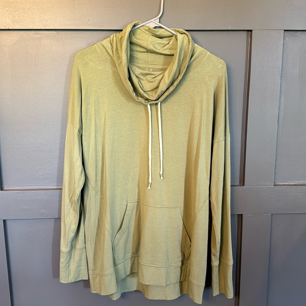 Women’s Southern Tide Large Top